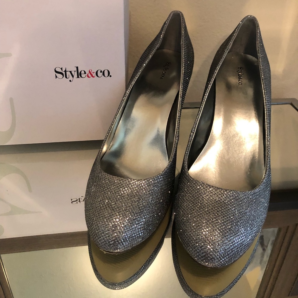New in box silver heels